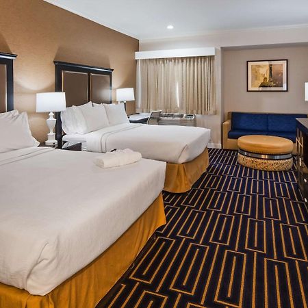 Best Western Plus Palm Court Hotel Davis Buitenkant foto