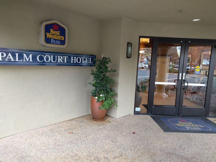 Best Western Plus Palm Court Hotel Davis Buitenkant foto